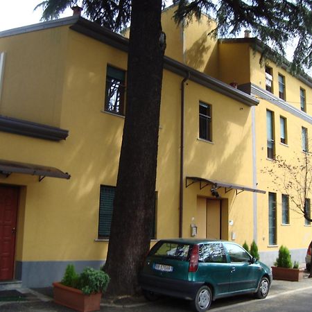 Residence Il Pino Saronno Luaran gambar